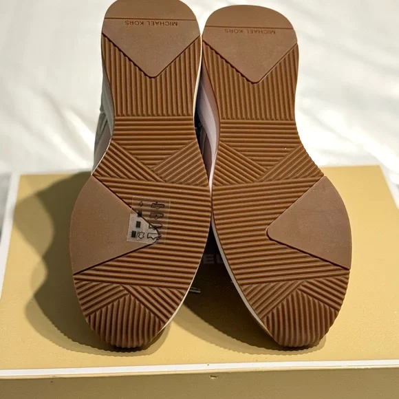 MICHAEL KORS MK Georgie Leather Logo Trainer Pink Rose Gold Women's Sneakers - Picture 14 of 16